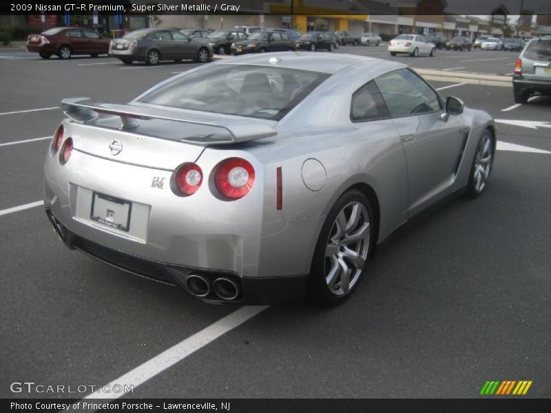  2009 GT-R Premium Super Silver Metallic