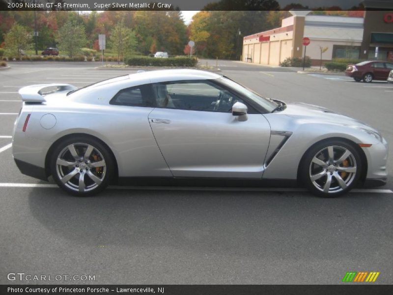 Super Silver Metallic / Gray 2009 Nissan GT-R Premium
