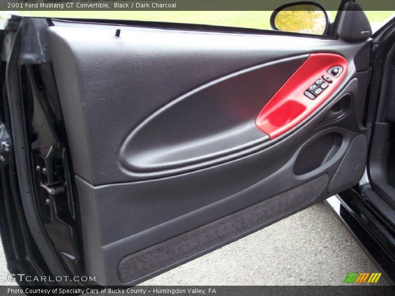 Black / Dark Charcoal 2001 Ford Mustang GT Convertible