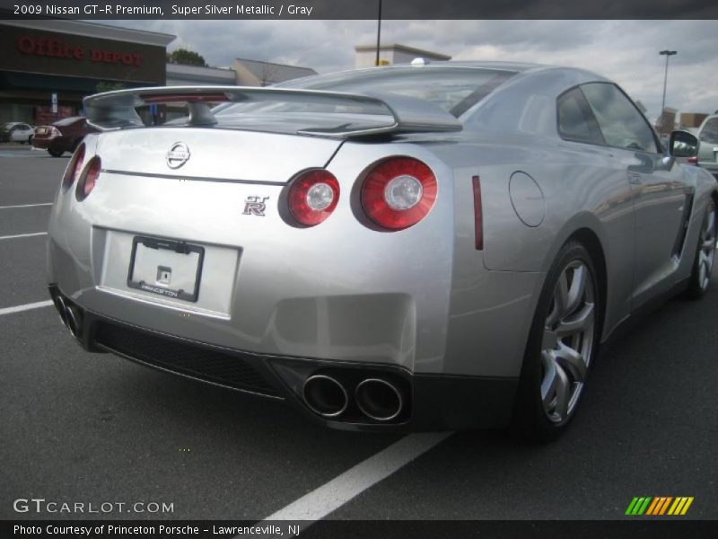 Super Silver Metallic / Gray 2009 Nissan GT-R Premium