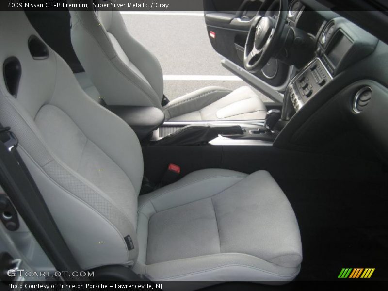  2009 GT-R Premium Gray Interior