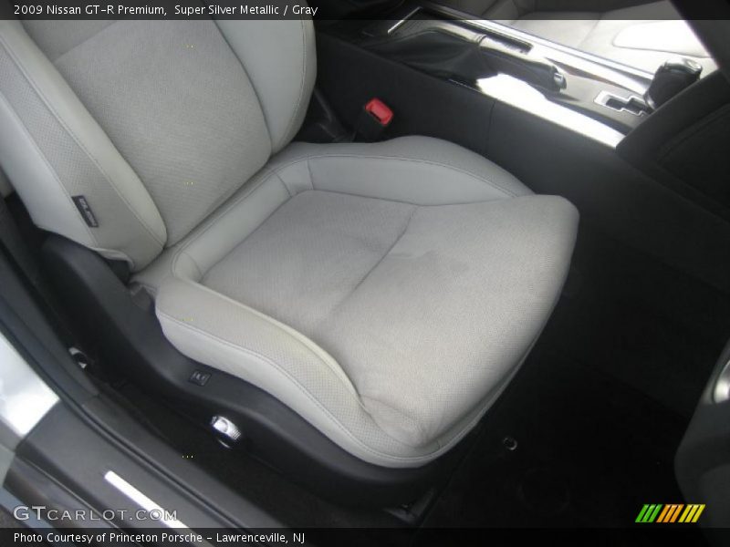 Super Silver Metallic / Gray 2009 Nissan GT-R Premium