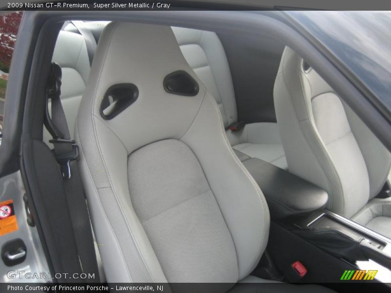  2009 GT-R Premium Gray Interior