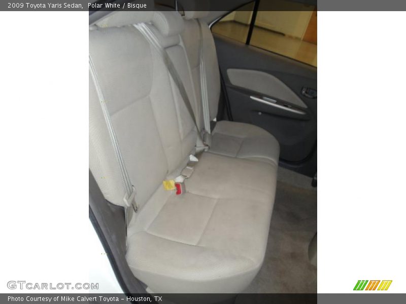 Polar White / Bisque 2009 Toyota Yaris Sedan