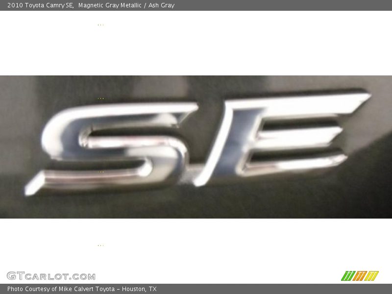 Magnetic Gray Metallic / Ash Gray 2010 Toyota Camry SE