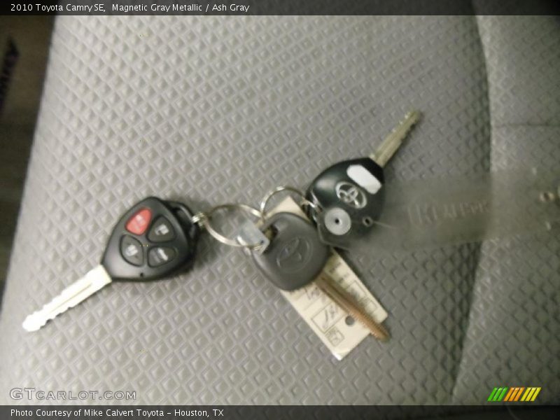 Magnetic Gray Metallic / Ash Gray 2010 Toyota Camry SE
