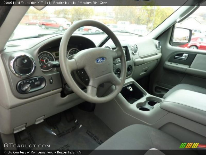 Redfire Metallic / Medium Flint Grey 2006 Ford Expedition XLT 4x4