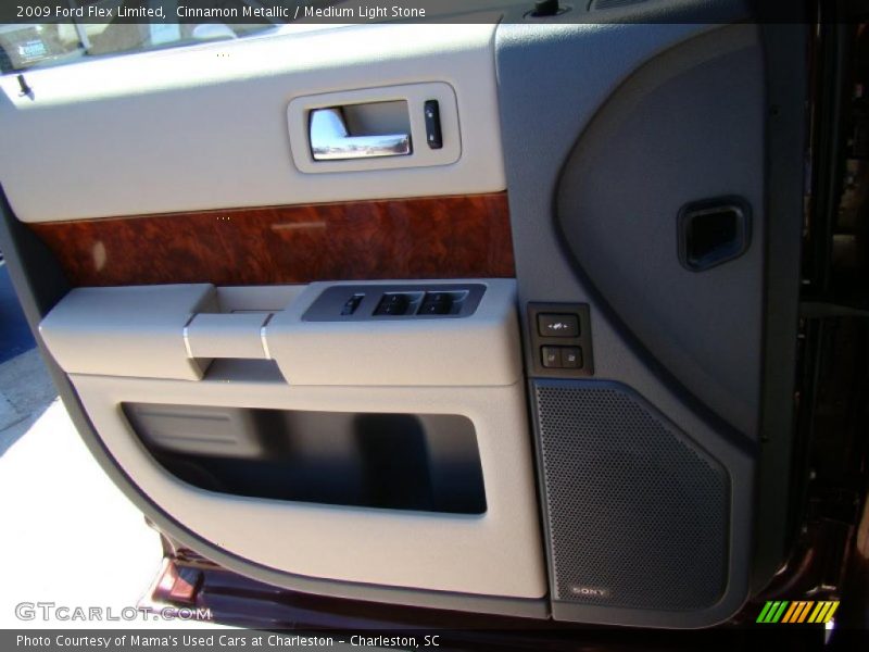 Door Panel of 2009 Flex Limited