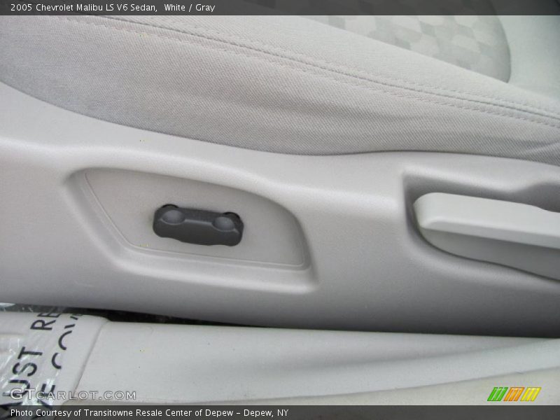 White / Gray 2005 Chevrolet Malibu LS V6 Sedan