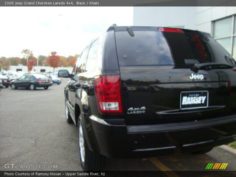 Black / Khaki 2006 Jeep Grand Cherokee Laredo 4x4