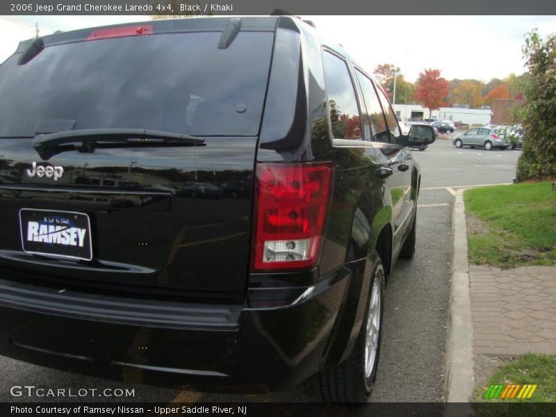 Black / Khaki 2006 Jeep Grand Cherokee Laredo 4x4