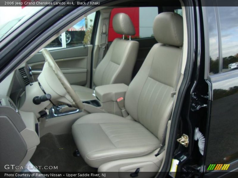 Black / Khaki 2006 Jeep Grand Cherokee Laredo 4x4