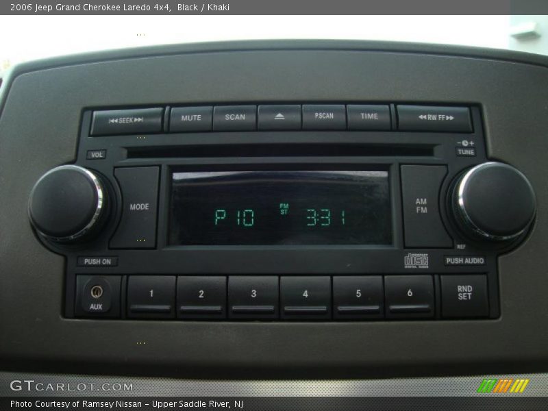 Black / Khaki 2006 Jeep Grand Cherokee Laredo 4x4