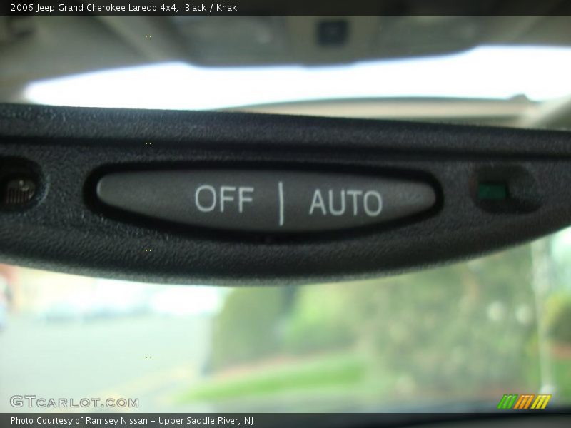 Black / Khaki 2006 Jeep Grand Cherokee Laredo 4x4