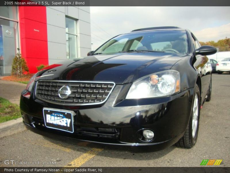 Super Black / Blond 2005 Nissan Altima 2.5 SL