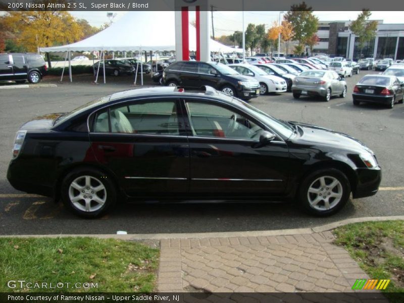 Super Black / Blond 2005 Nissan Altima 2.5 SL