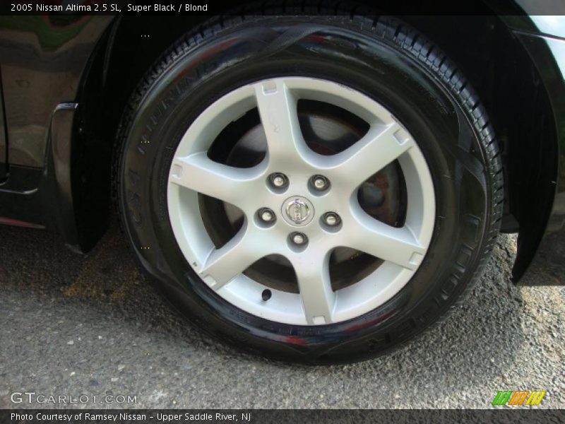 Super Black / Blond 2005 Nissan Altima 2.5 SL