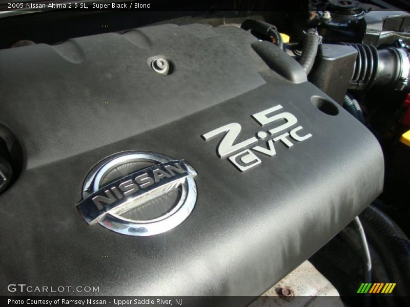 Super Black / Blond 2005 Nissan Altima 2.5 SL