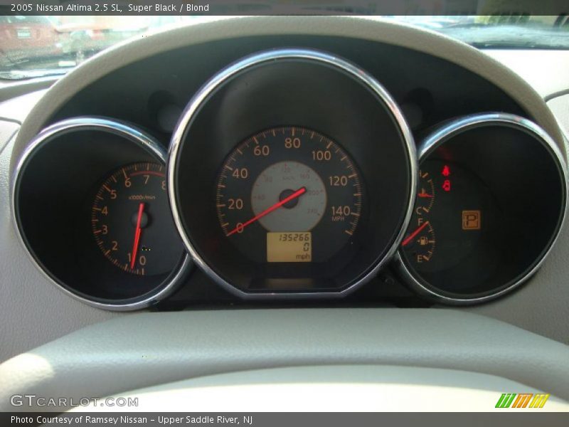 Super Black / Blond 2005 Nissan Altima 2.5 SL