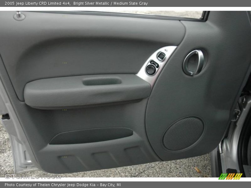 Bright Silver Metallic / Medium Slate Gray 2005 Jeep Liberty CRD Limited 4x4