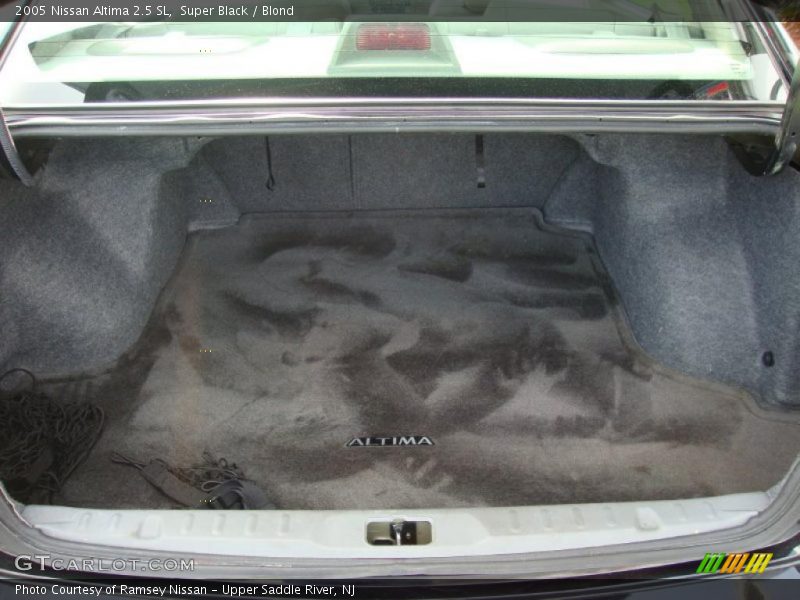 Super Black / Blond 2005 Nissan Altima 2.5 SL