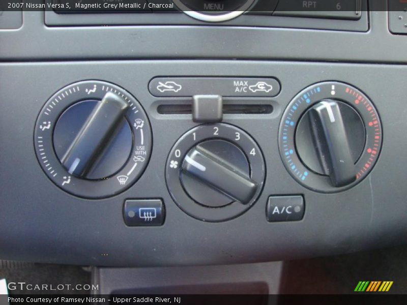 Magnetic Grey Metallic / Charcoal 2007 Nissan Versa S