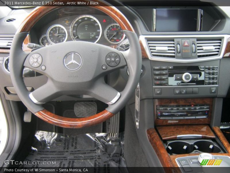 Arctic White / Black 2011 Mercedes-Benz E 350 Sedan