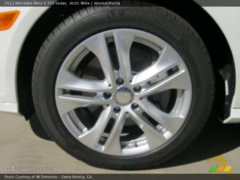 Arctic White / Almond/Mocha 2011 Mercedes-Benz E 350 Sedan