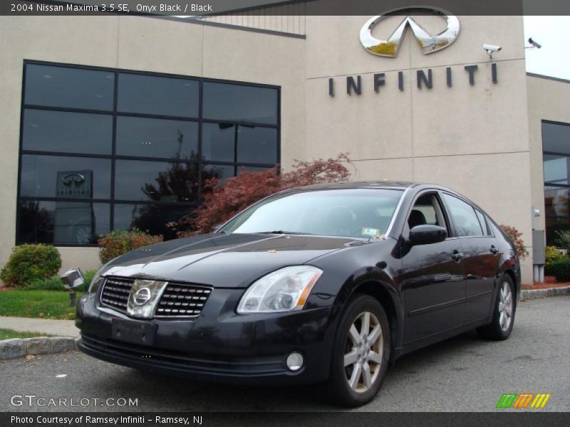 Onyx Black / Black 2004 Nissan Maxima 3.5 SE