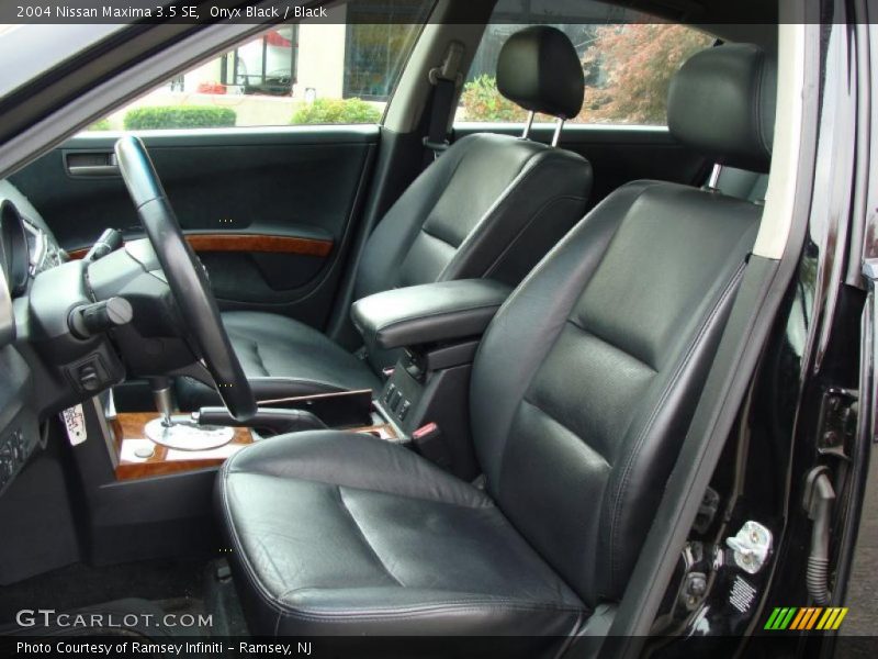 Onyx Black / Black 2004 Nissan Maxima 3.5 SE