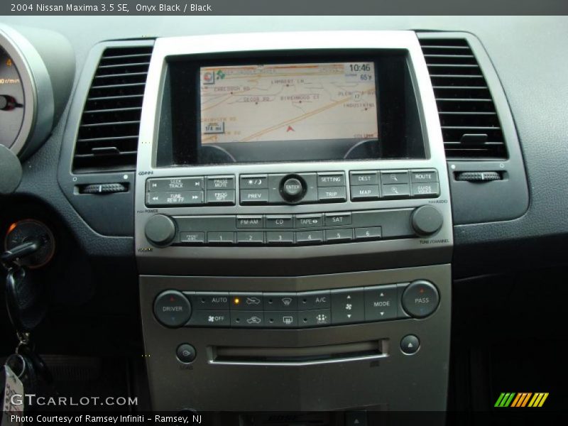 Onyx Black / Black 2004 Nissan Maxima 3.5 SE