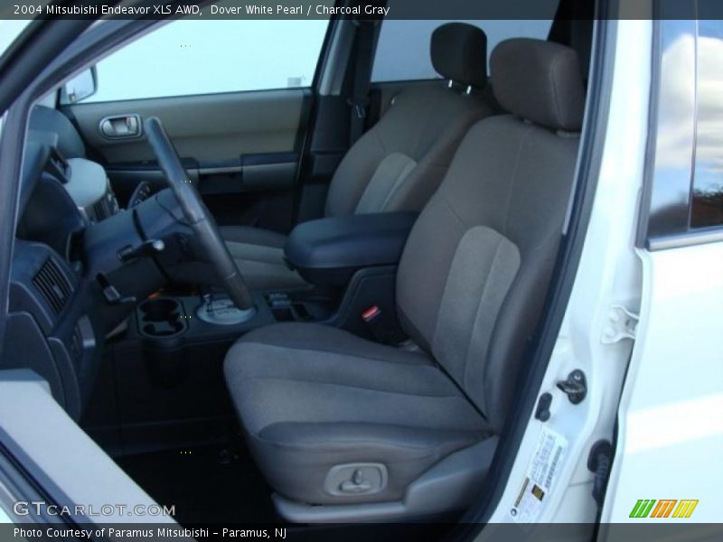 Dover White Pearl / Charcoal Gray 2004 Mitsubishi Endeavor XLS AWD