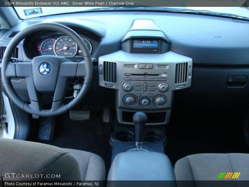 Dover White Pearl / Charcoal Gray 2004 Mitsubishi Endeavor XLS AWD