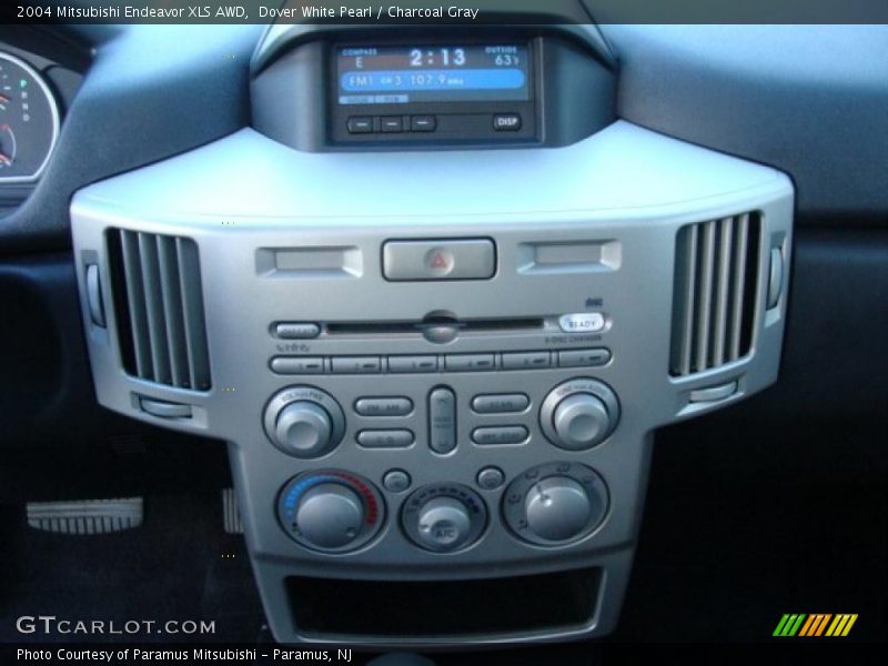 Dover White Pearl / Charcoal Gray 2004 Mitsubishi Endeavor XLS AWD