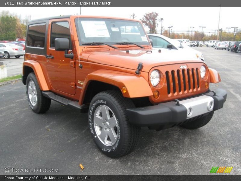 Front 3/4 View of 2011 Wrangler Sahara 4x4