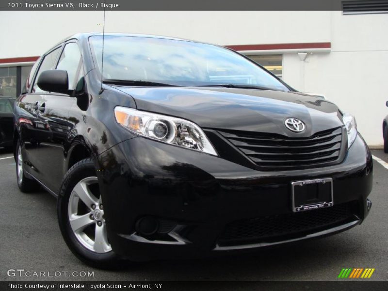 Black / Bisque 2011 Toyota Sienna V6