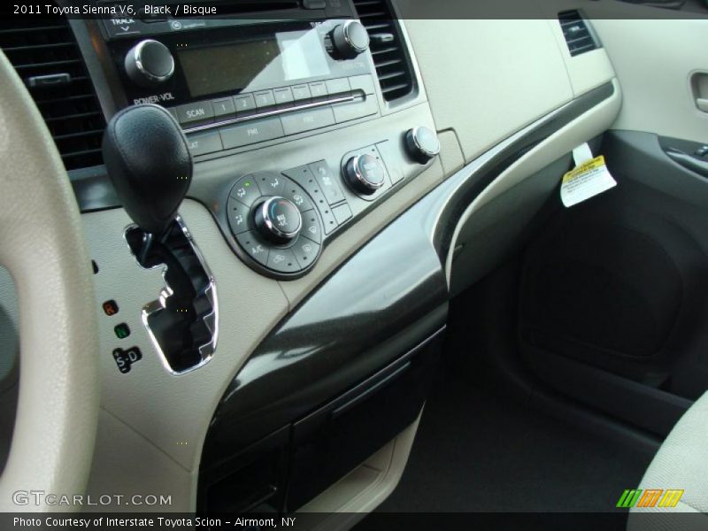  2011 Sienna V6 Bisque Interior