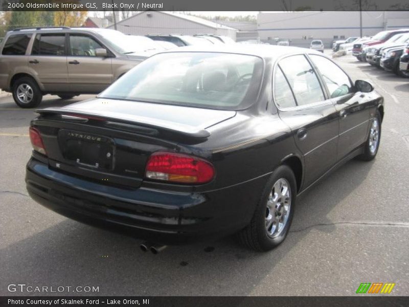 Black Onyx / Neutral 2000 Oldsmobile Intrigue GLS