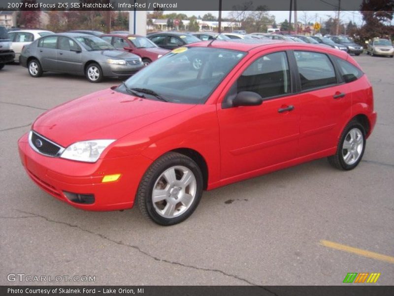 Infra-Red / Charcoal 2007 Ford Focus ZX5 SES Hatchback