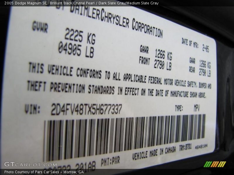 Brilliant Black Crystal Pearl / Dark Slate Gray/Medium Slate Gray 2005 Dodge Magnum SE