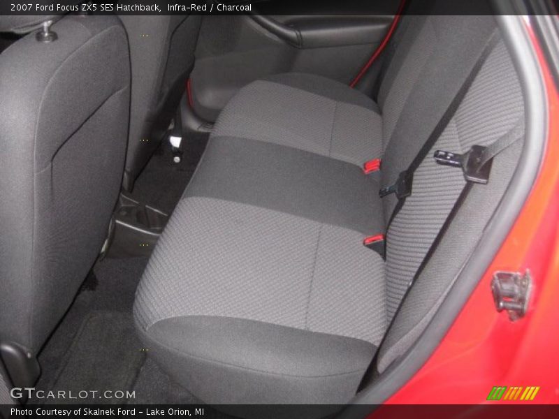 Infra-Red / Charcoal 2007 Ford Focus ZX5 SES Hatchback