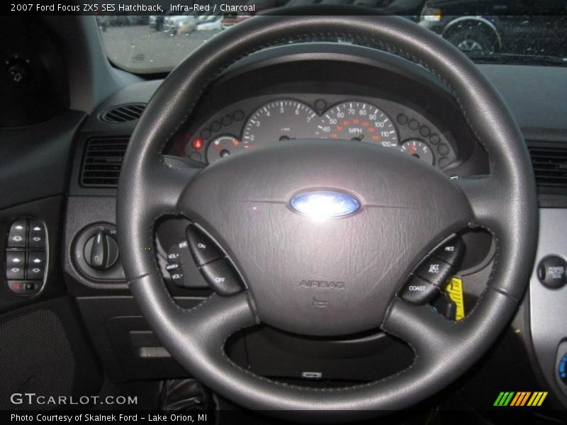 Infra-Red / Charcoal 2007 Ford Focus ZX5 SES Hatchback