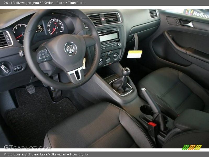 Black / Titan Black 2011 Volkswagen Jetta SE Sedan
