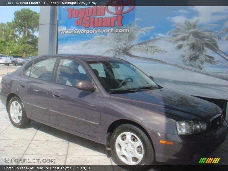 Midnight Gray / Gray 2003 Hyundai Elantra GLS Sedan