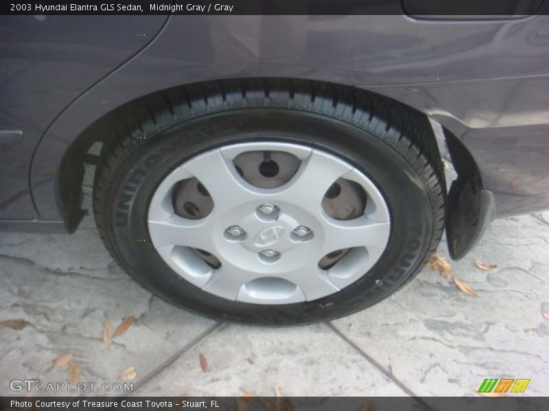 Midnight Gray / Gray 2003 Hyundai Elantra GLS Sedan