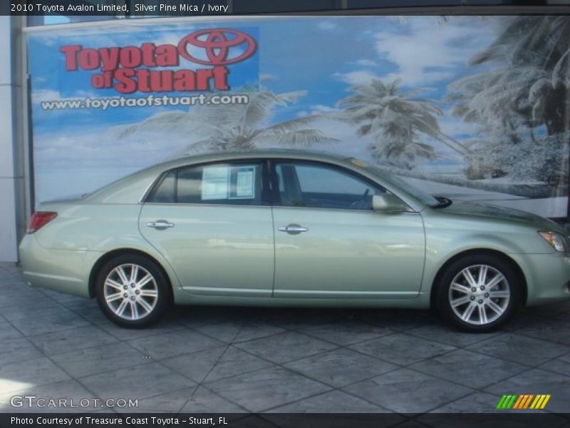 Silver Pine Mica / Ivory 2010 Toyota Avalon Limited
