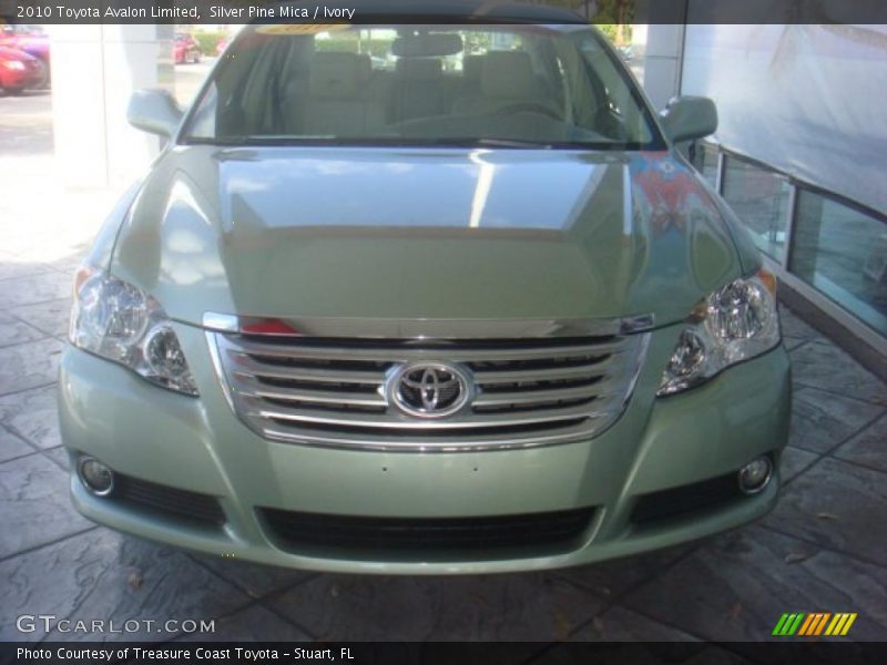 Silver Pine Mica / Ivory 2010 Toyota Avalon Limited
