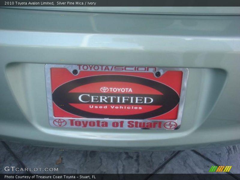 Silver Pine Mica / Ivory 2010 Toyota Avalon Limited