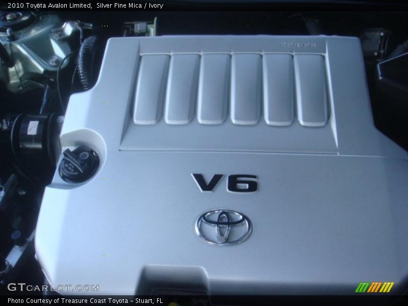 Silver Pine Mica / Ivory 2010 Toyota Avalon Limited