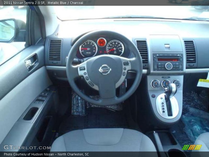 Metallic Blue / Charcoal 2011 Nissan Sentra 2.0 SR